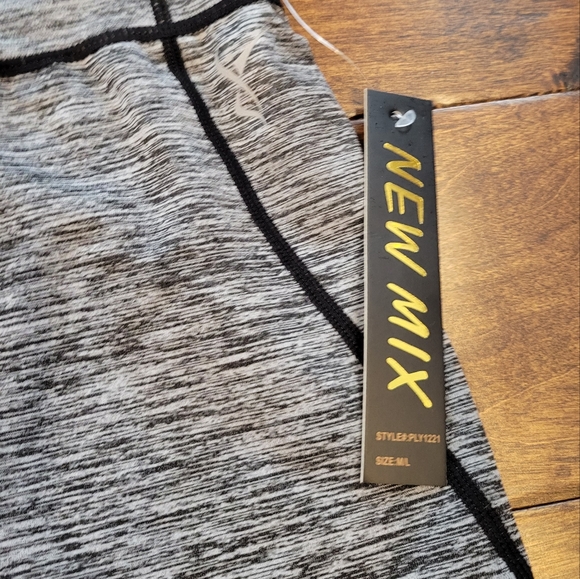 NWT New Mix Leggings Size M/L - Picture 2 of 6